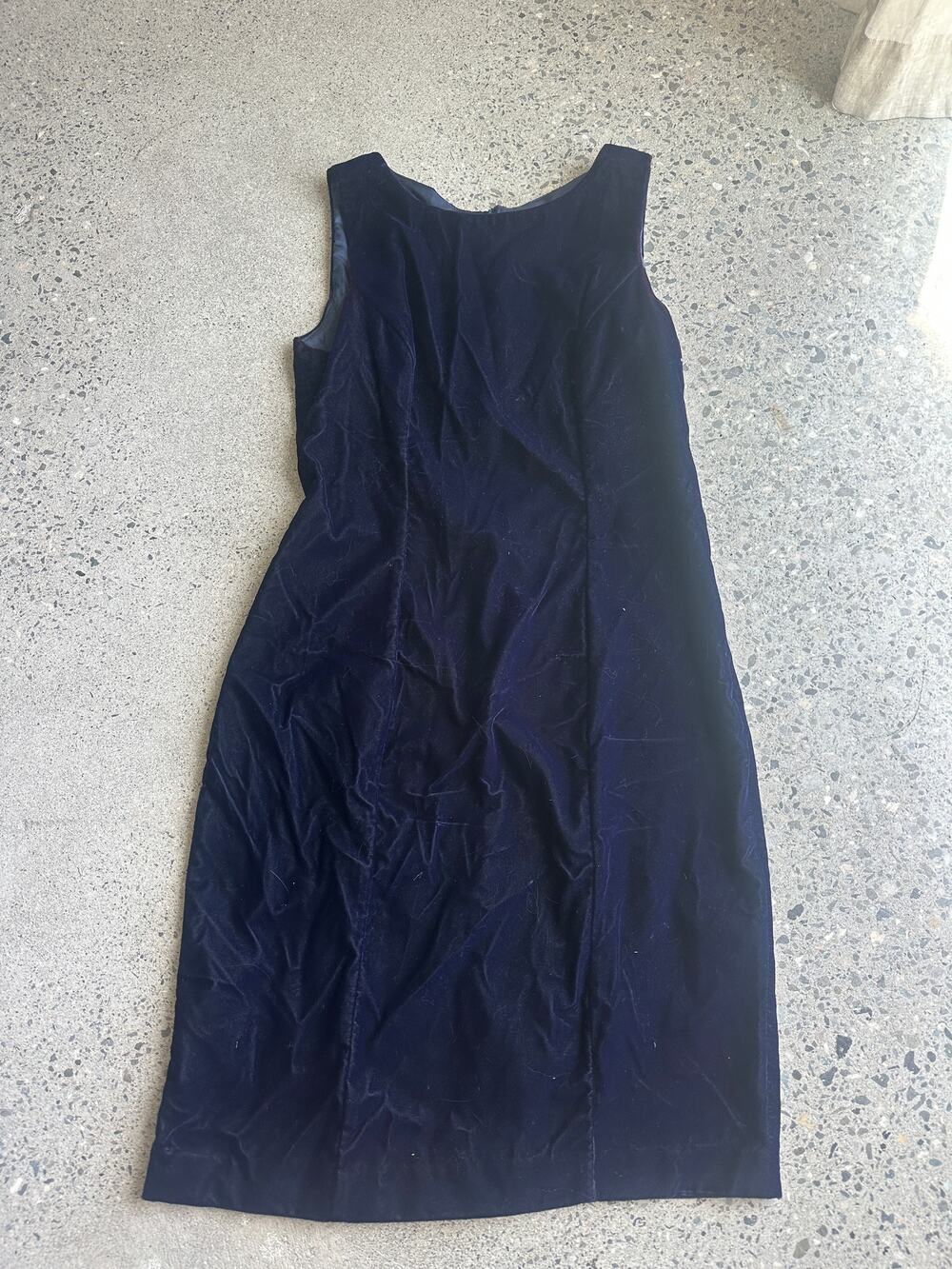 Jessica Howard Women's 6 Dress Navy Velvet Sheath Dress Vintage